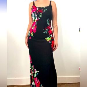 Cache floral maxi dress slit